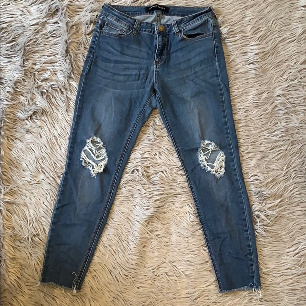 Stretch medium wash jeans